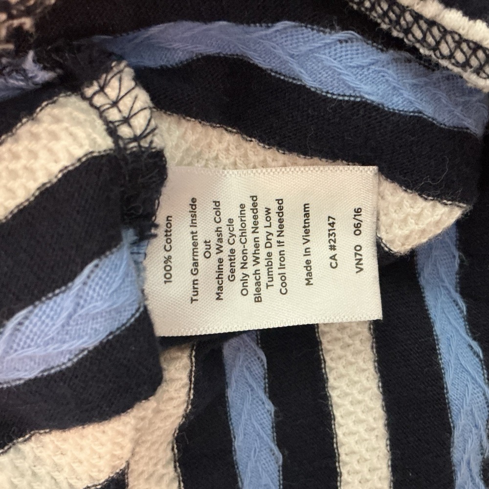 Talbots 100% Cotton V-Neck Textured Stripe Long Sleeve T-Shirt Size Small - Picture 3 of 6
